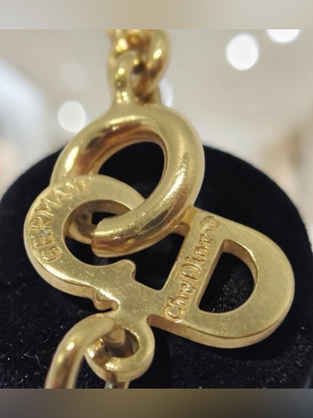 DIOR Vintage CD Logo Pendant Necklace- Germany ✨🤩 - Picture 5 of 16